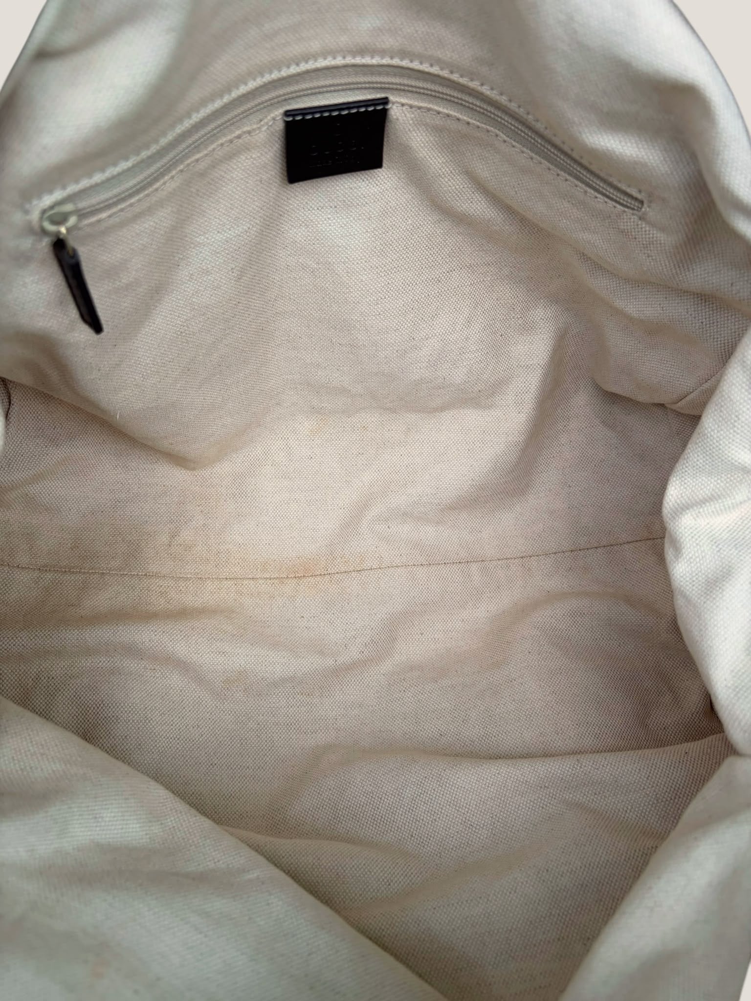 Gucci Sukey GG Canvas
