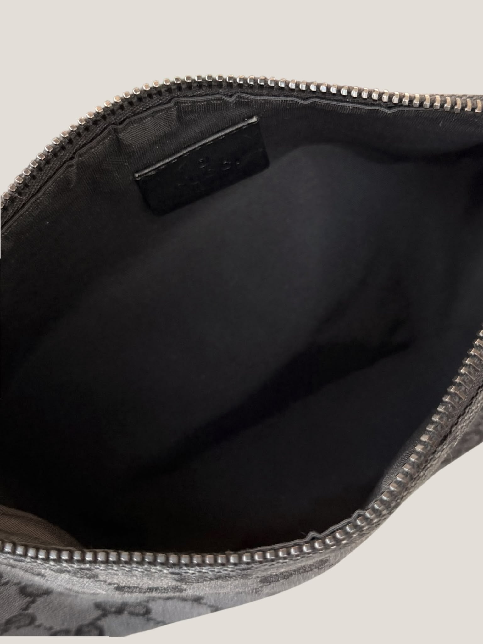 Gucci GG Canvas Pochette Nera