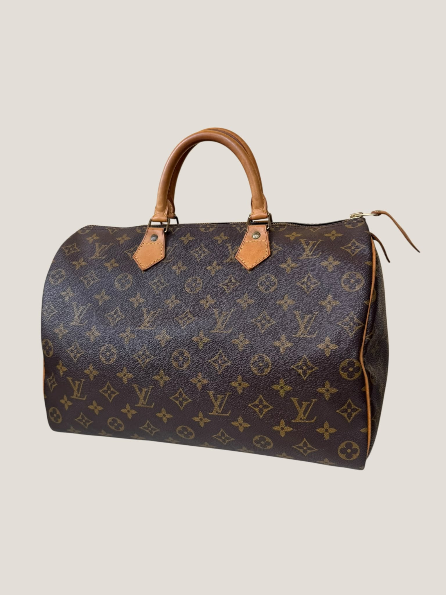Louis Vuitton Speedy 35