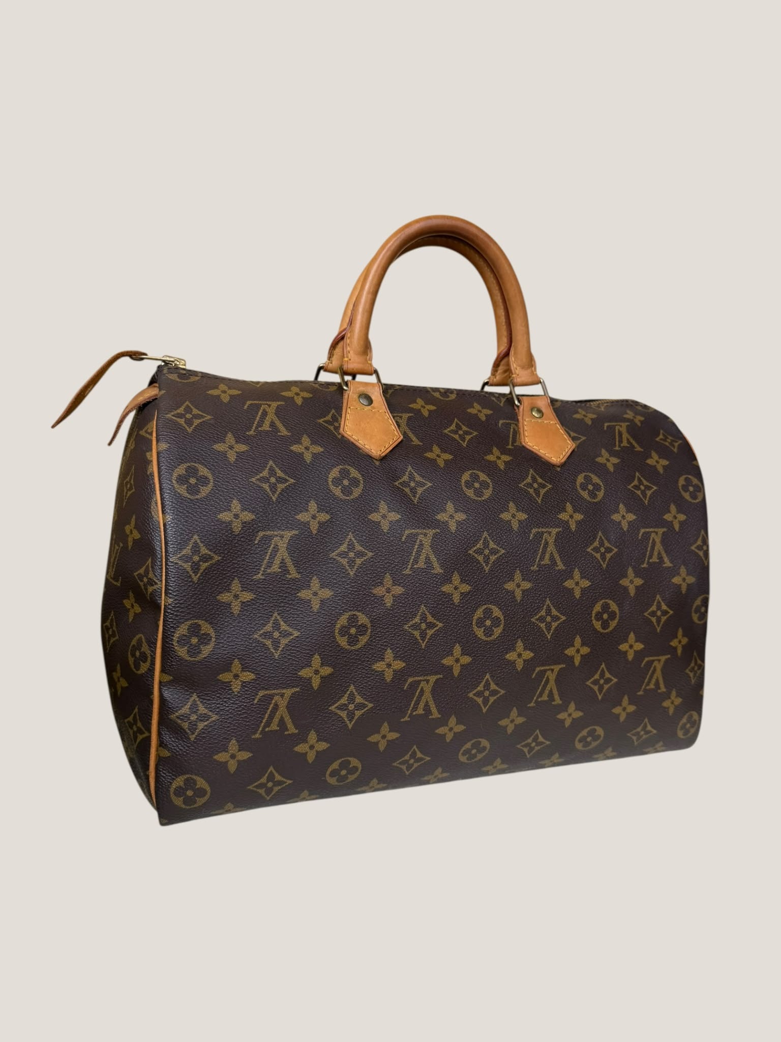 Louis Vuitton Speedy 35