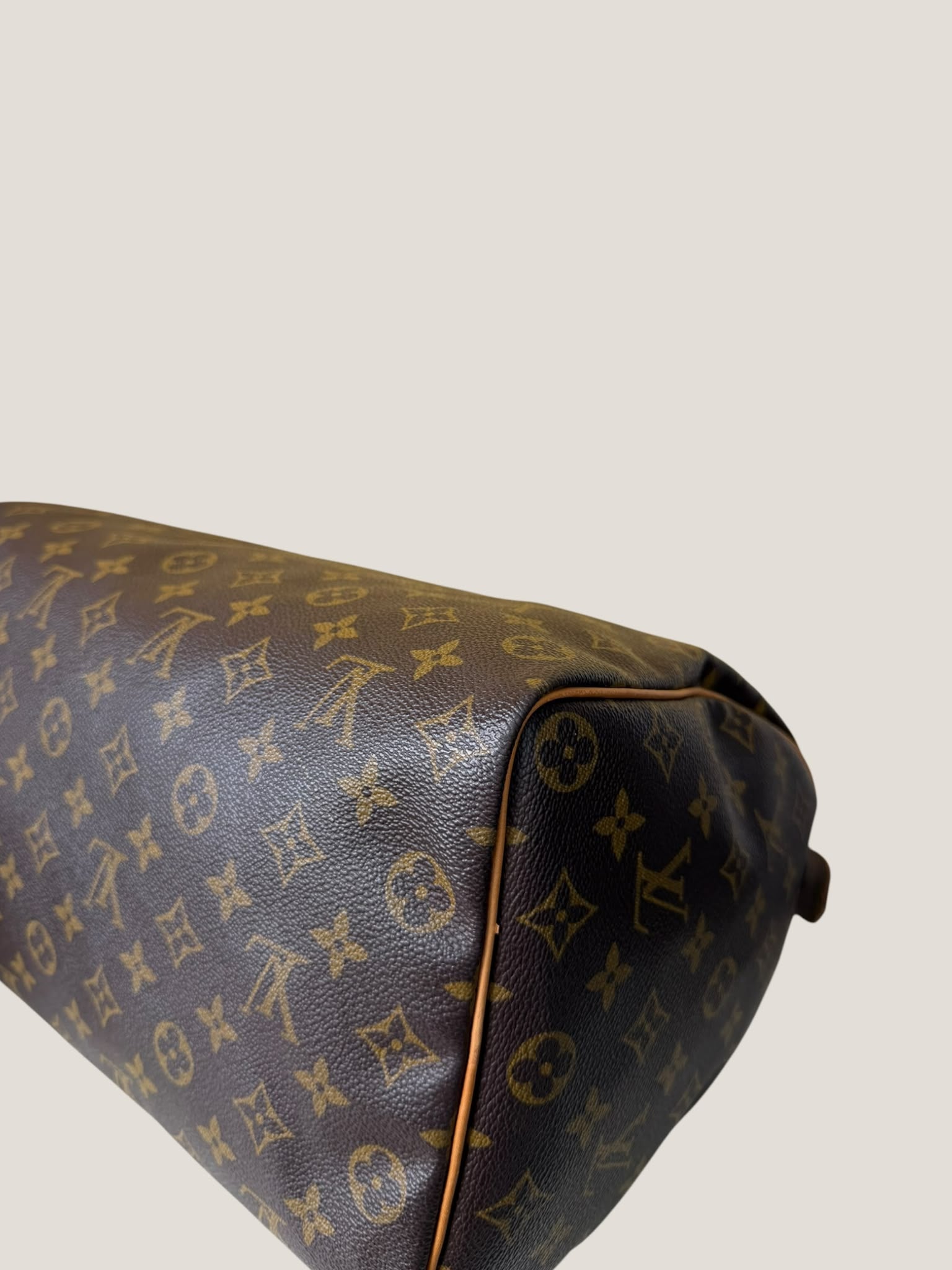 Louis Vuitton Speedy 35