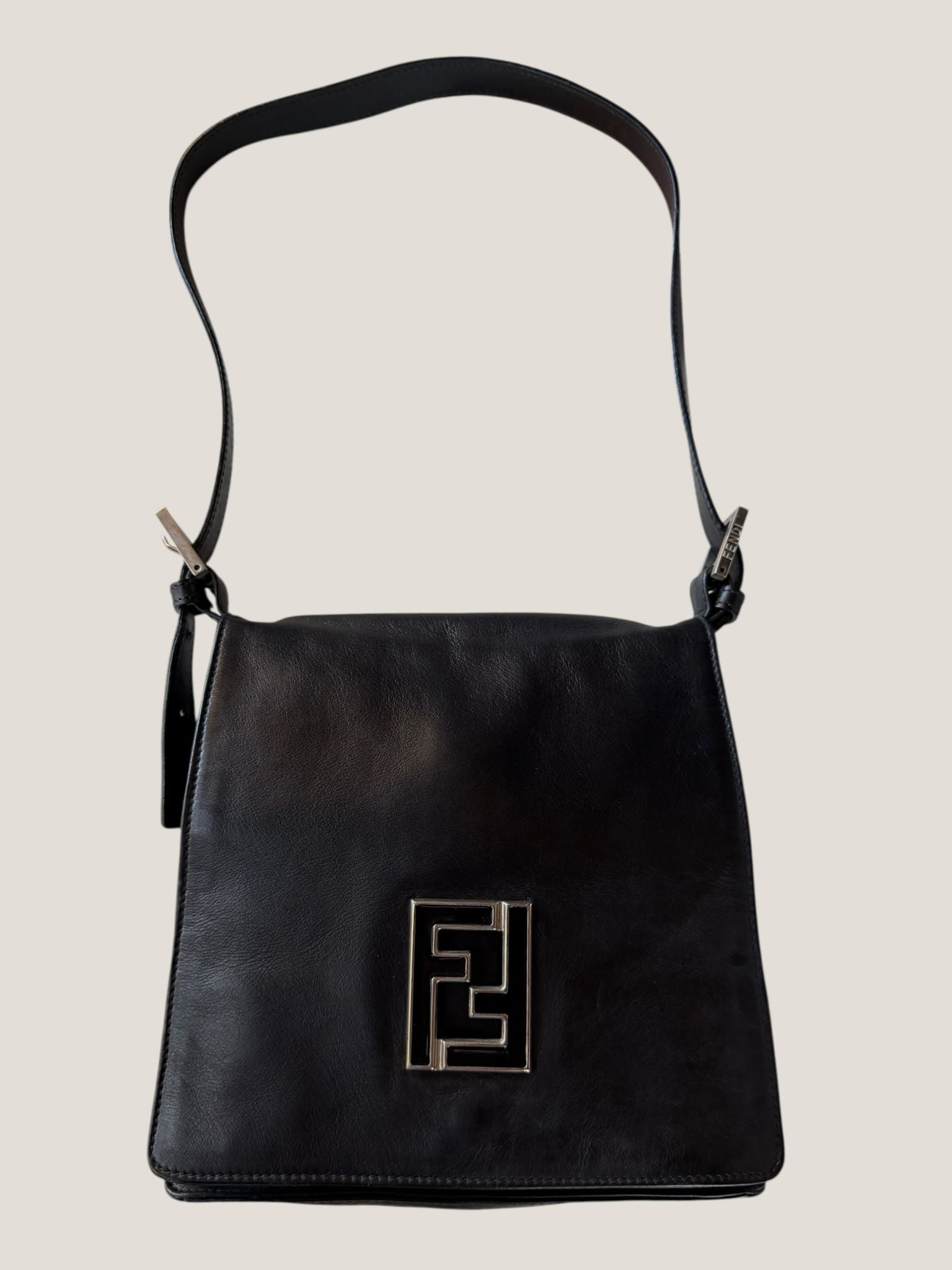 Fendi in Pelle Nera