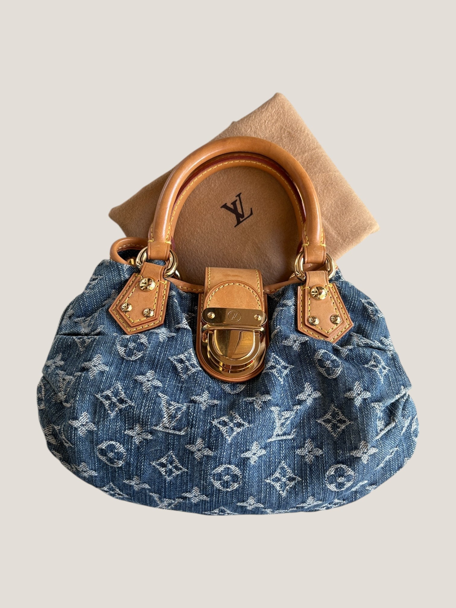 Louis Vuitton Pleaty Monogram Denim 💙
