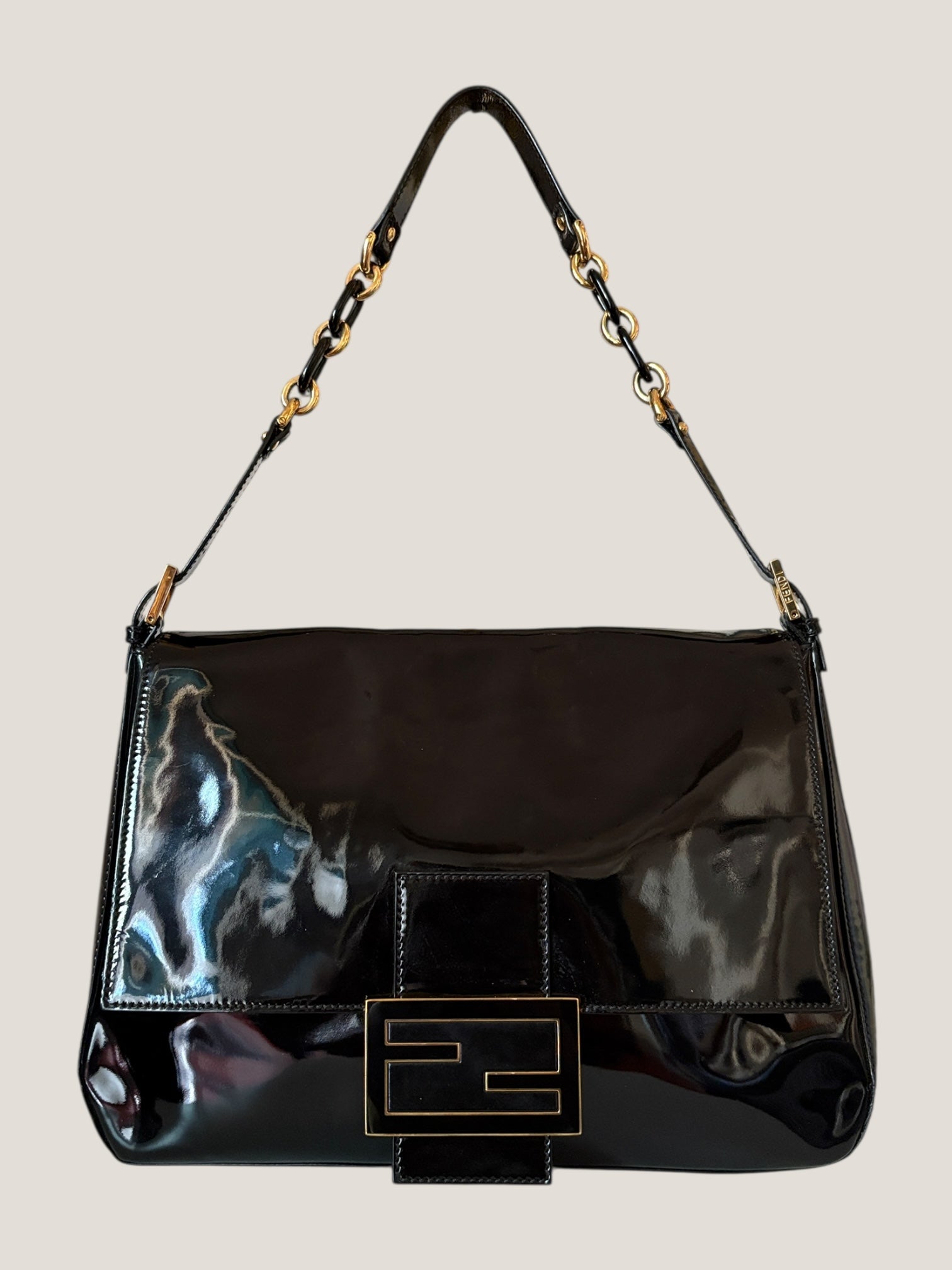 Fendi Mamma Baguette Vernice Nera