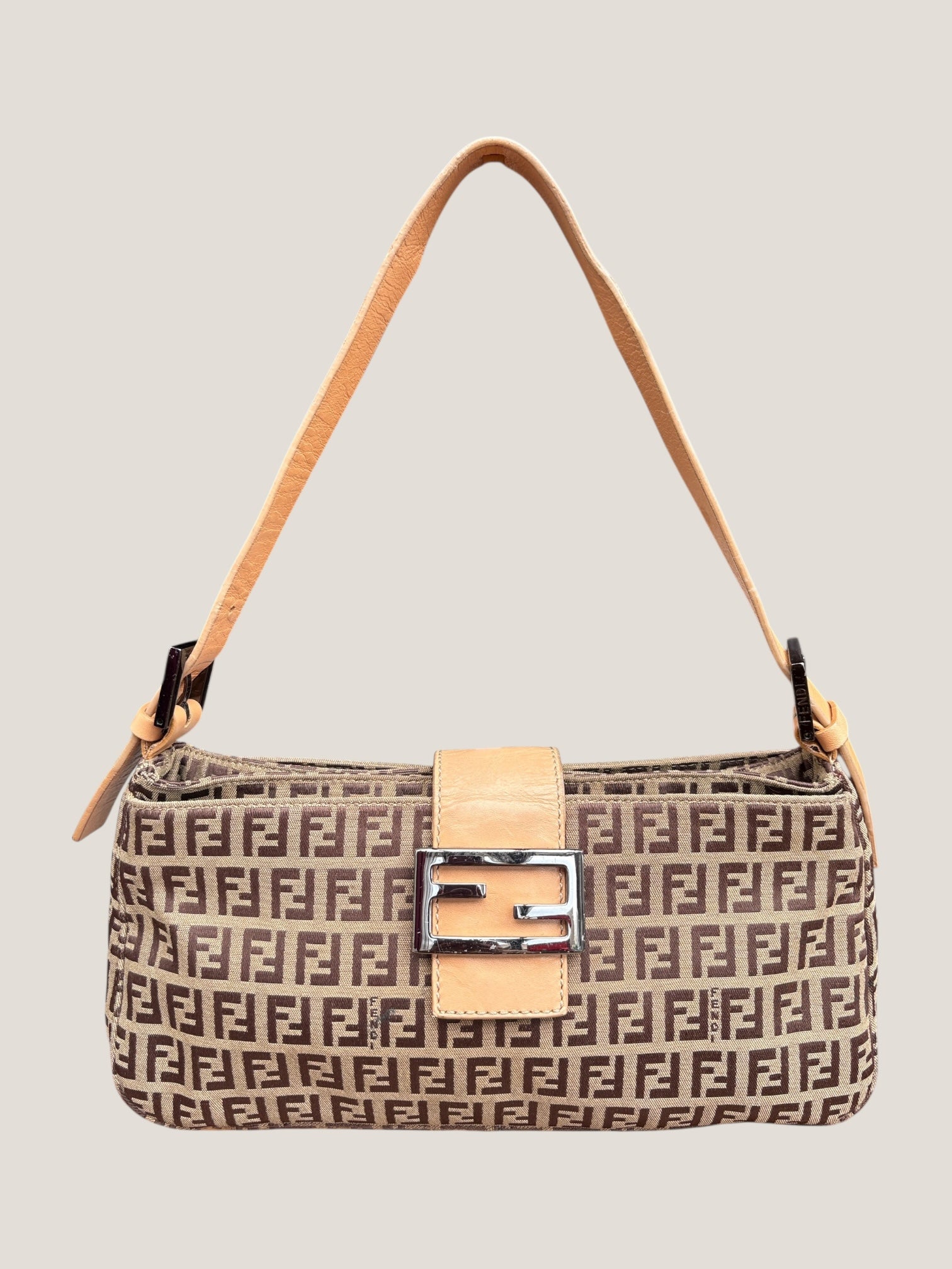 FENDI Baguette Zucchino Beige